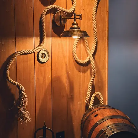 L'escale Des Grands Crus - Winelodge Centre * 리부른