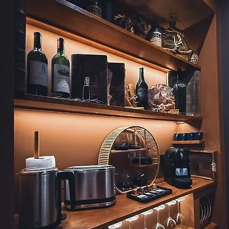 L'escale Des Grands Crus - Winelodge Centre *